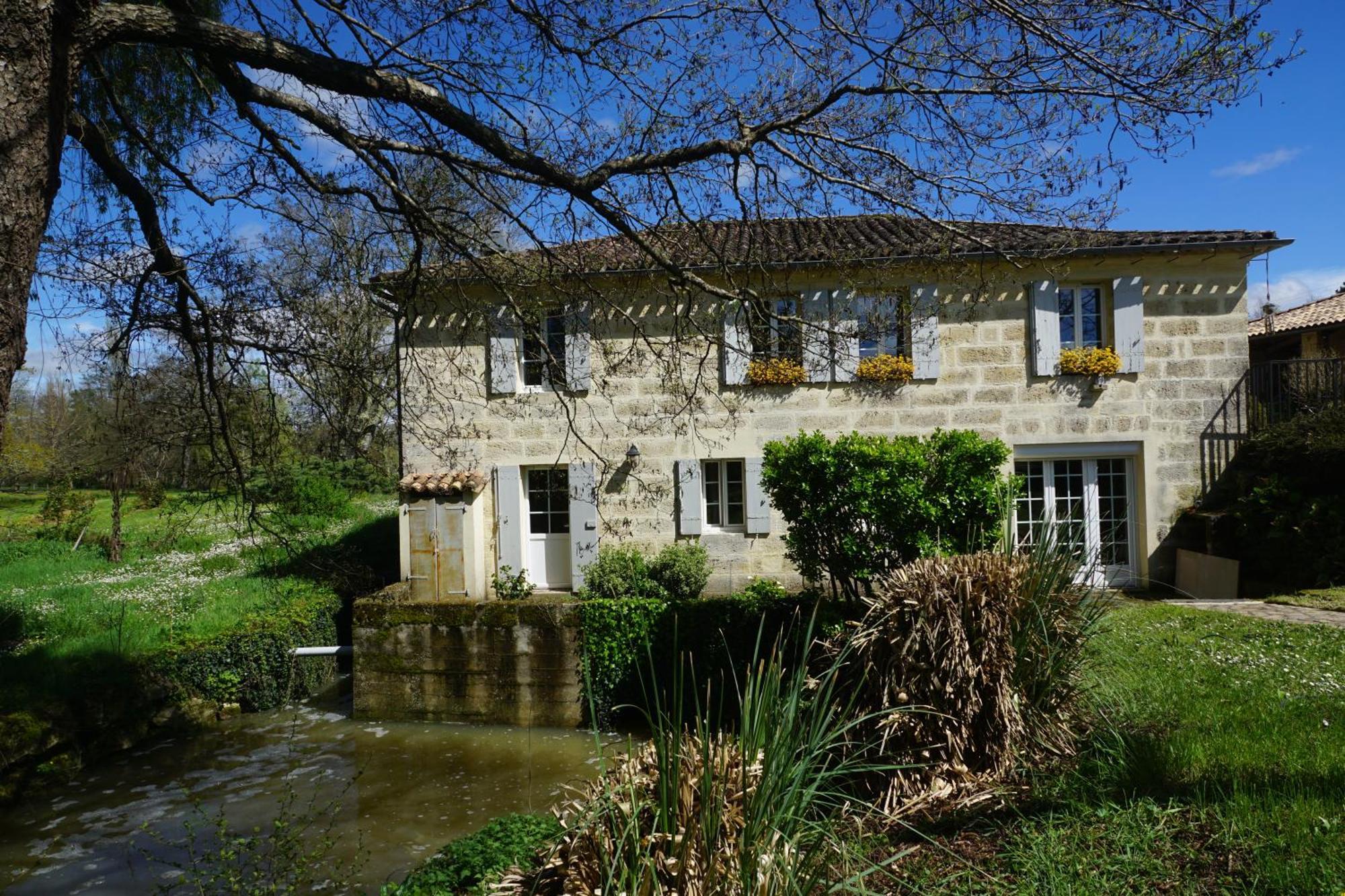 Moulin Notre Dame Hotel Saint-Genès-de-Castillon Kültér fotó